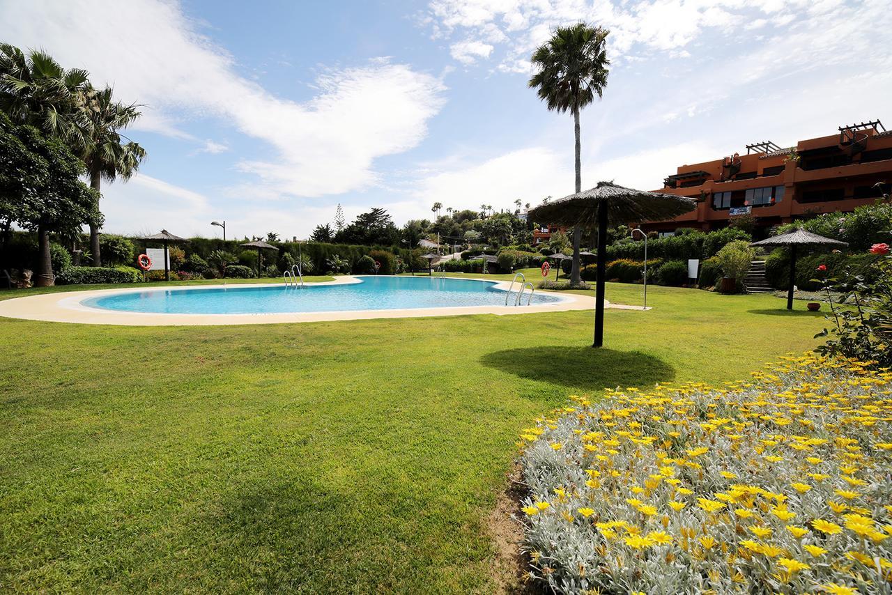 Apartament Jardines De Nueva Galera Cozy Penthouse Estepona Zewnętrze zdjęcie
